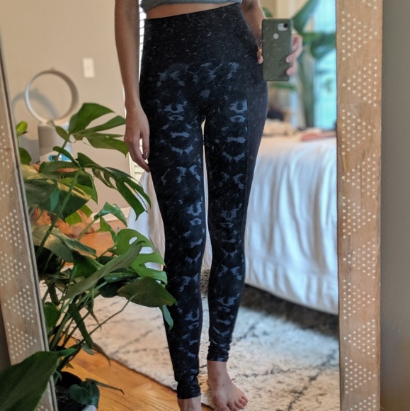 Spanx Blue Camo Leggings 